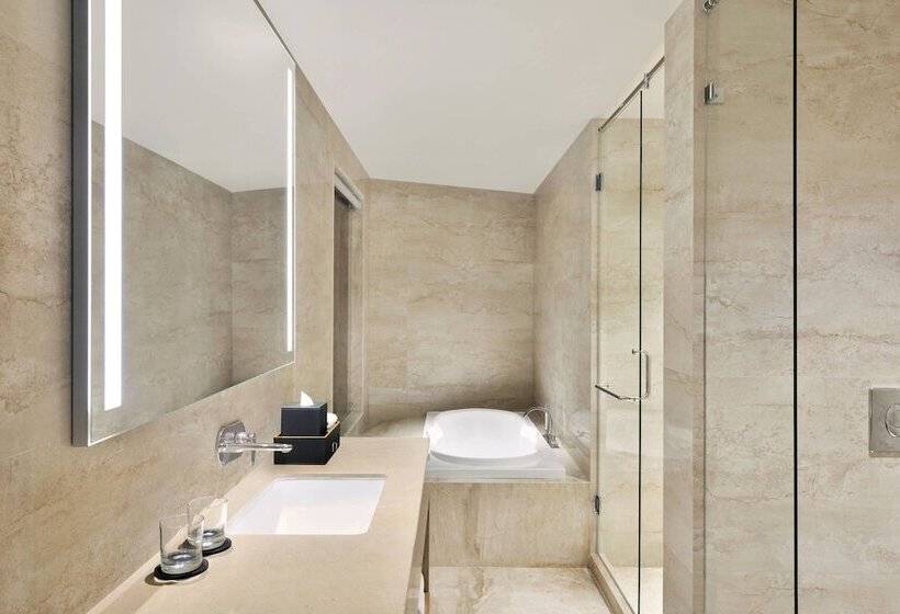 استودیوی استاندارد با تخت دوبل, Courtyard By Marriott Nashik