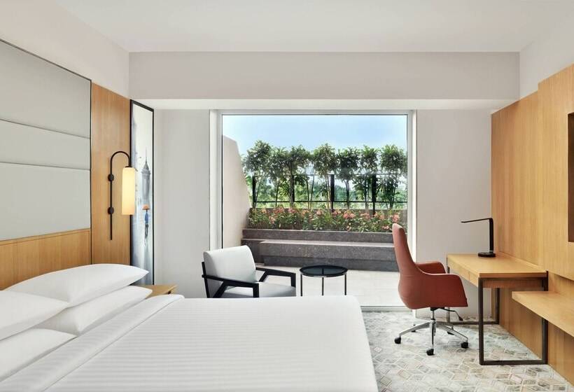 سوئیت پرزیدنت, Courtyard By Marriott Nashik