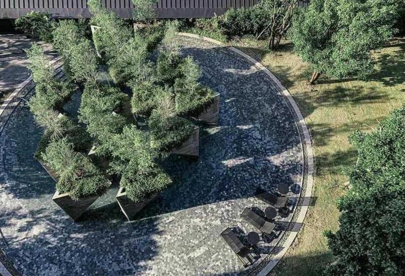 اتاق سوپریور با تخت بزرگ, Livist Resort Phetchabun