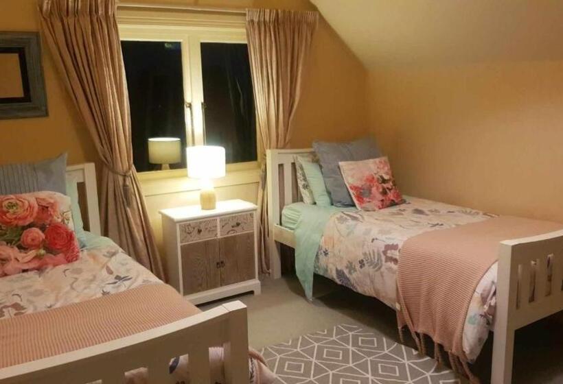 خانه 2 خوابه, Century House B & B Flatlette
