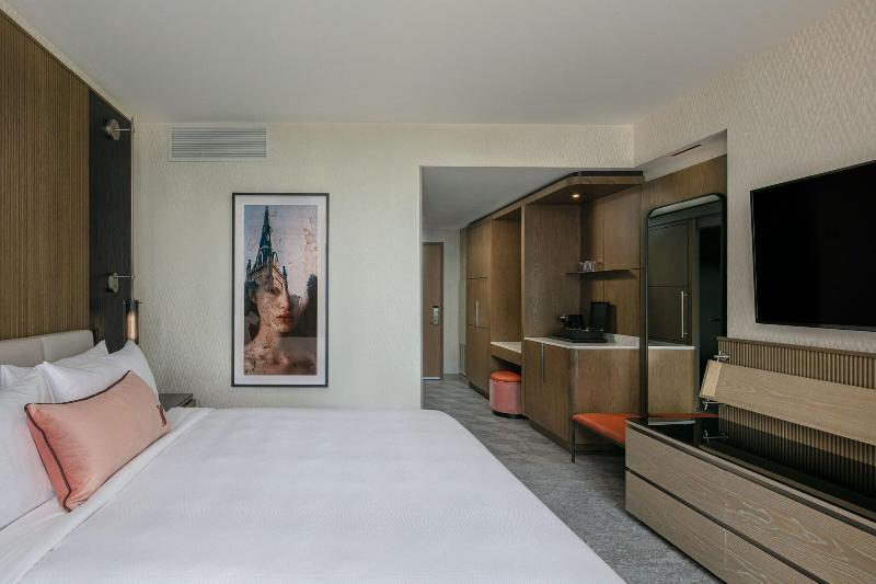 اتاق استاندارد با تخت بزرگ, Jw Marriott Charlotte
