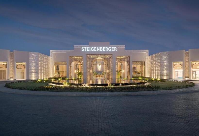 اتاق سوپریور با چشم‌انداز استخر, Steigenberger Resort Ras Soma
