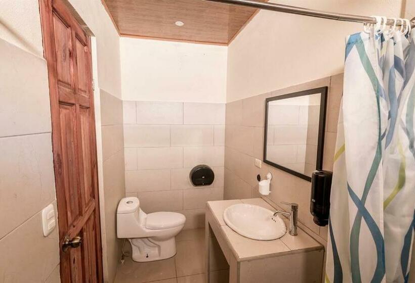 اتاق استاندارد با تخت بزرگ, Torres Del Mar