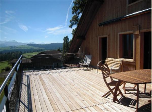 テラスつきの２ベッドルームアパートメント, Bed And Breakfast Huobschür