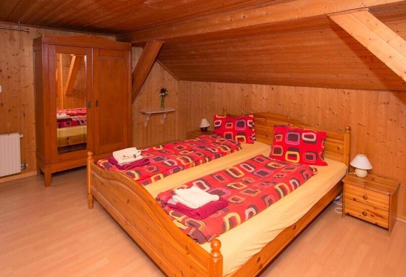 テラスつきの２ベッドルームアパートメント, Bed And Breakfast Huobschür