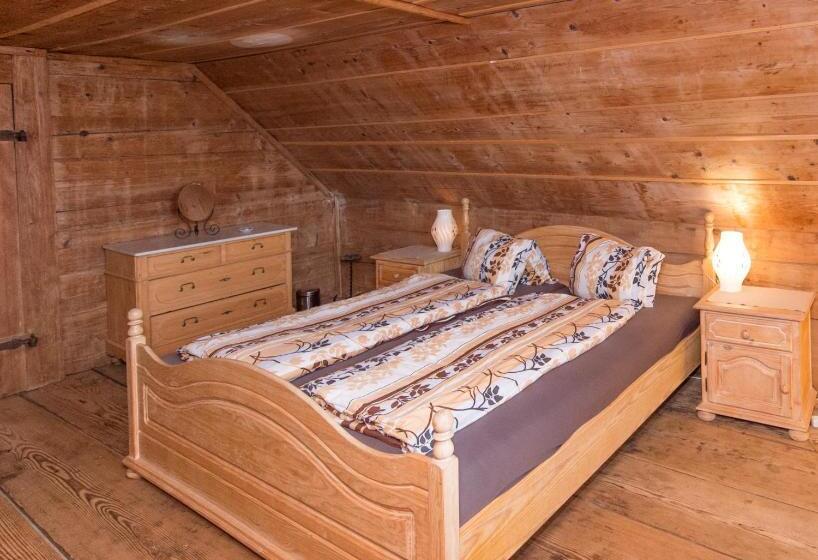 浴室共有スタンダード４人用ルーム, Bed And Breakfast Huobschür