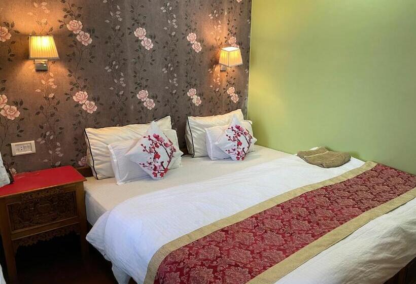اتاق لوکس, Magnolia Residency