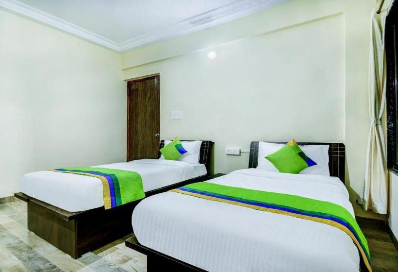 스탠다드 룸, Treebo Yash Inn Kharadi