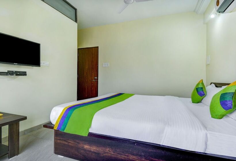 스탠다드 룸, Treebo Yash Inn Kharadi