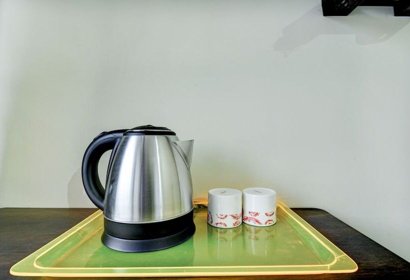 스탠다드 룸, Treebo Yash Inn Kharadi