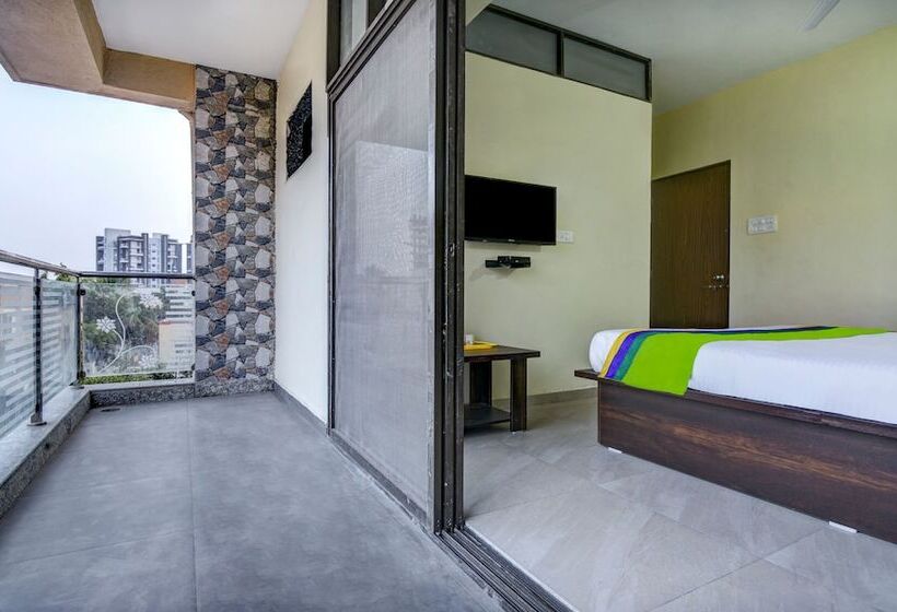스탠다드 룸, Treebo Yash Inn Kharadi