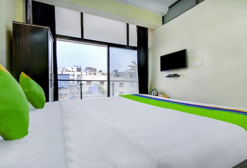 스탠다드 룸, Treebo Yash Inn Kharadi