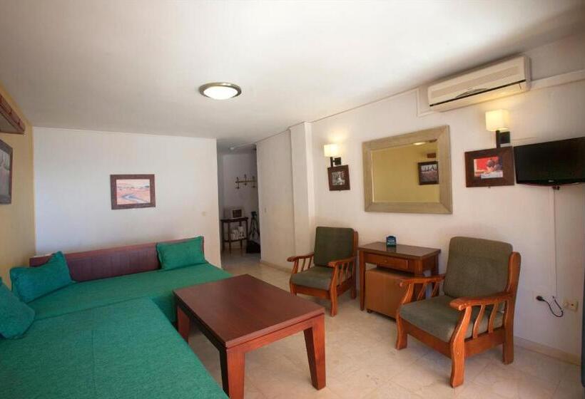 带城市景观带一个卧室的公寓, Apartamentos La Jabega