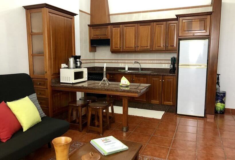 Апартаменты 1 Спальня Вид на Море, Apartamentos Los Verodes