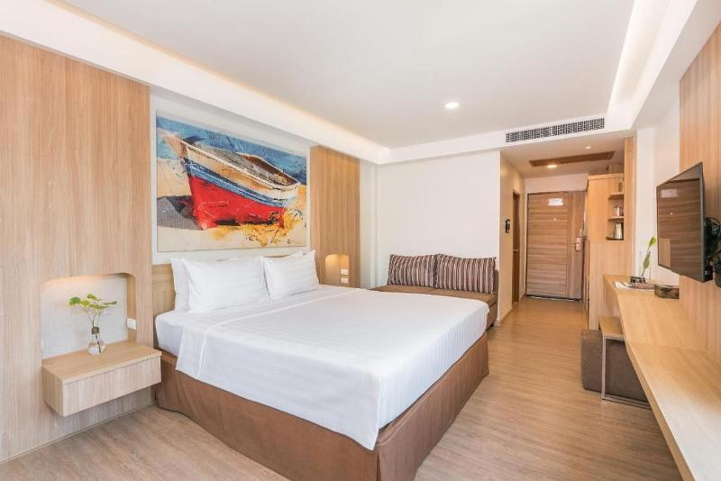 اتاق لوکس, Chaba Cabana Beach Resort