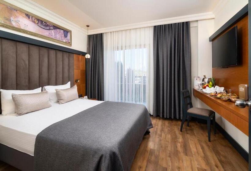 اتاق خانوادگی, Dobedan Exclusive Hotel & Spa