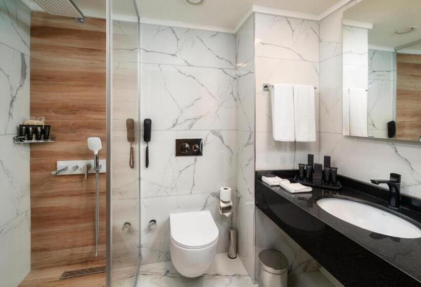 اتاق استاندارد با چشم‌انداز باغ, Dobedan Exclusive Hotel & Spa