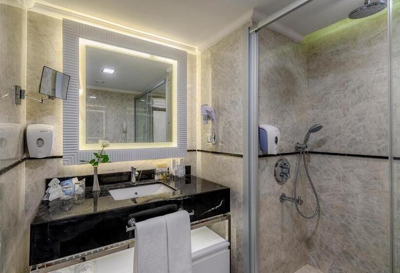 اتاق لوکس خانوادگی, Dobedan Exclusive Hotel & Spa