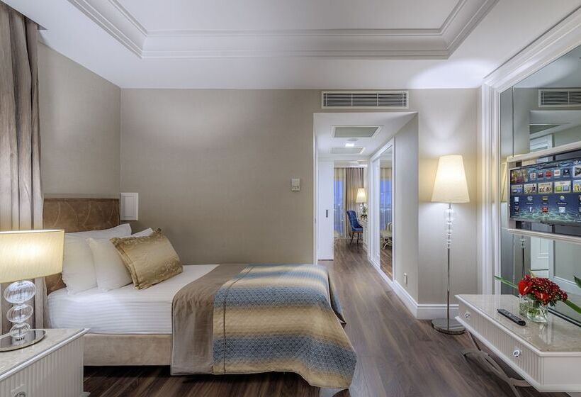 اتاق خانوادگی, Dobedan Exclusive Hotel & Spa