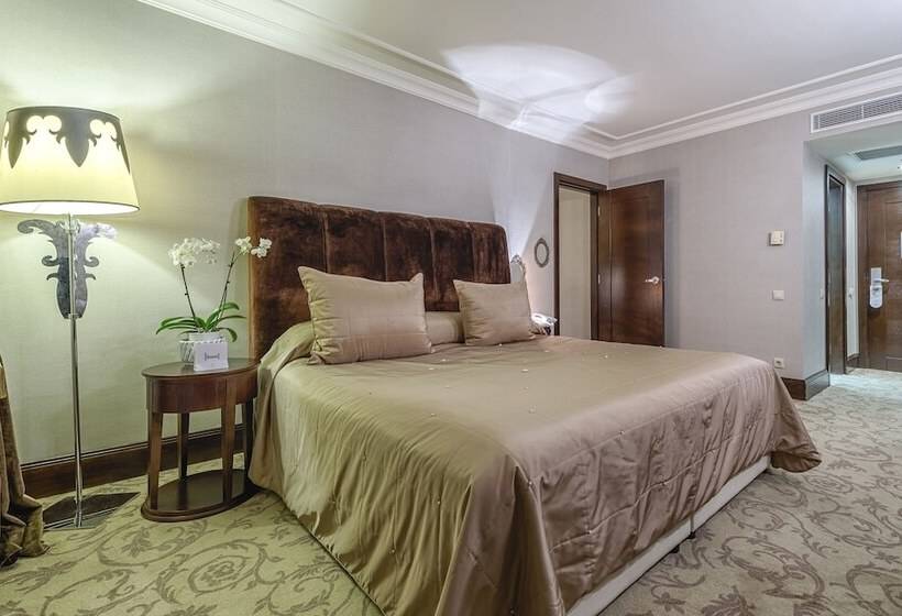 سوییت, Dobedan Exclusive Hotel & Spa