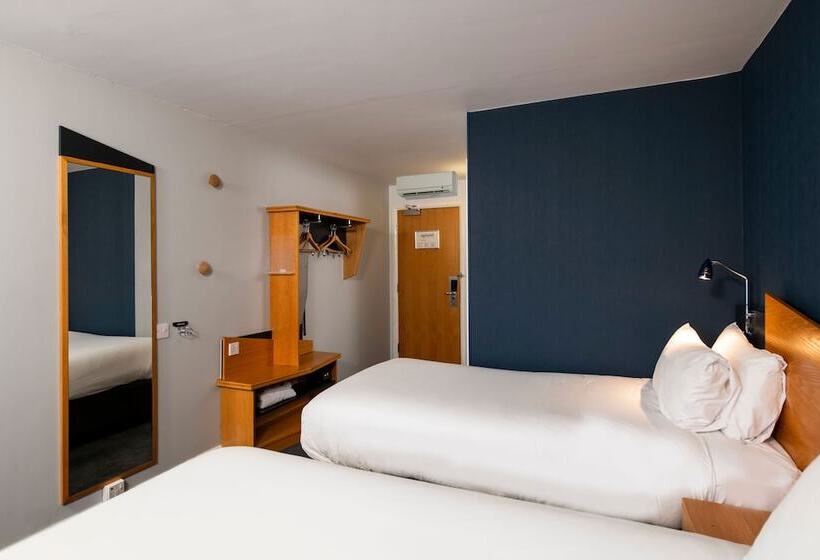 Quarto Estandar, Holiday Inn Express Newport