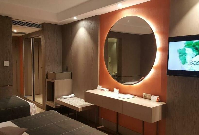 اتاق اساندارد با چشم‌انداز جانبی به دریا, Arycanda Kirman Premium   Ultra All Inclusive