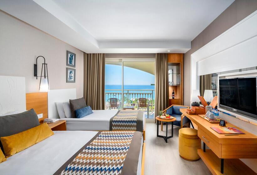 اتاق اساندارد با چشم‌انداز جانبی به دریا, Sidera Kirman Premium   Ultra All Inclusive