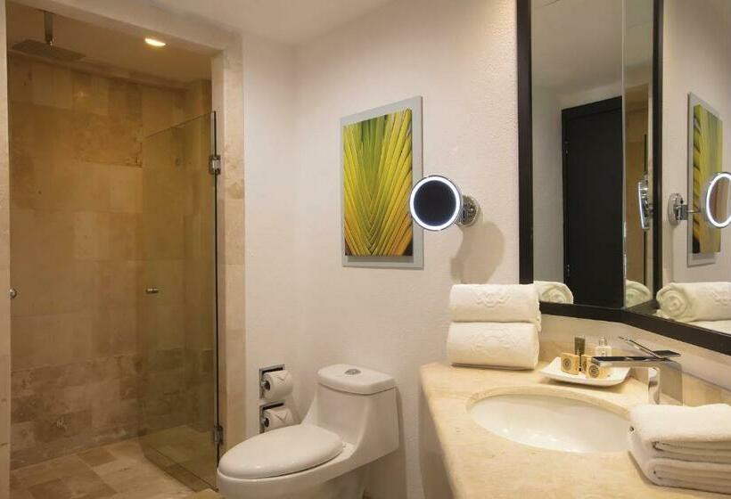 اتاق دلوکس با تخت کینگ و چشم‌انداز, Krystal Grand Nuevo Vallarta