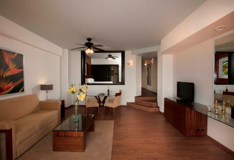 سوئیت جونیور با تخت بزرگ, Krystal Grand Nuevo Vallarta