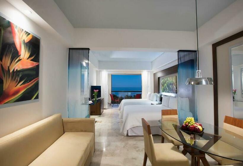 Junior Suite Vista Mar, Krystal Grand Nuevo Vallarta  All Inclusive