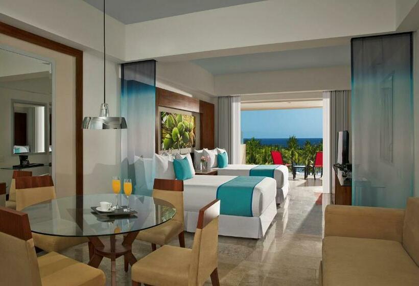 سوییت جونیور با چشم‌انداز دریا, Krystal Grand Nuevo Vallarta