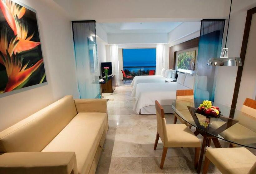 سوییت جونیور با چشم‌انداز دریا, Krystal Grand Nuevo Vallarta