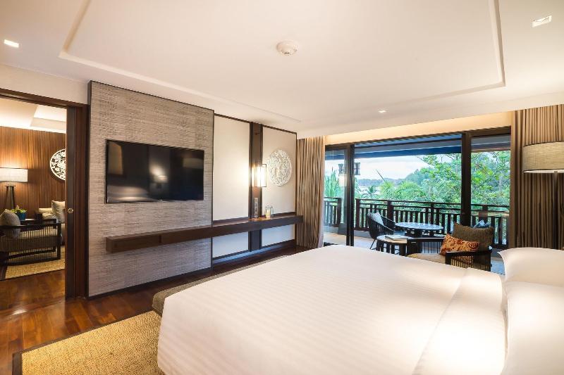 سوئیت با تخت بزرگ, Phuket Marriott Resort And Spa, Nai Yang Beach