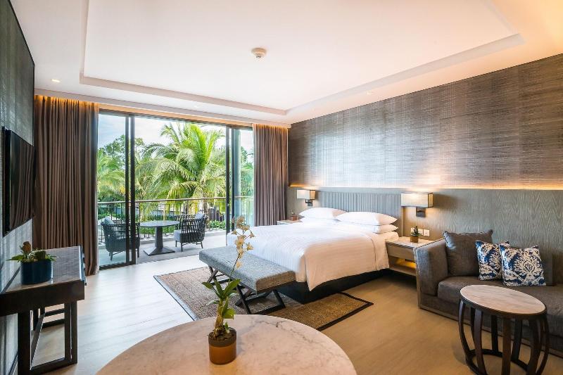 سوئیت با تخت بزرگ, Phuket Marriott Resort And Spa, Nai Yang Beach