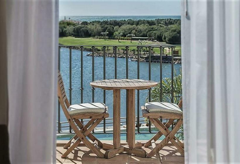اتاق خانوادگی, Domes Lake Algarve, Autograph Collection