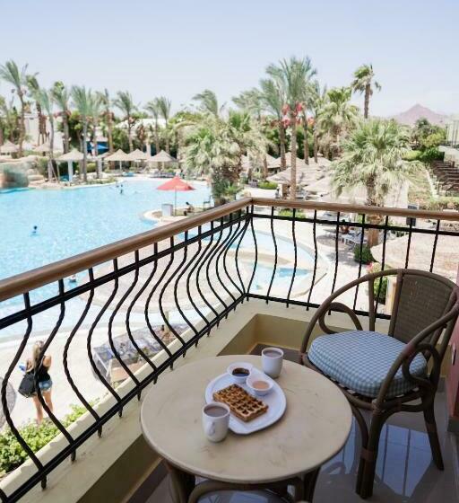 اتاق استاندارد سه تخته با چشم‌انداز استخر, Sierra Sharm El Sheikh