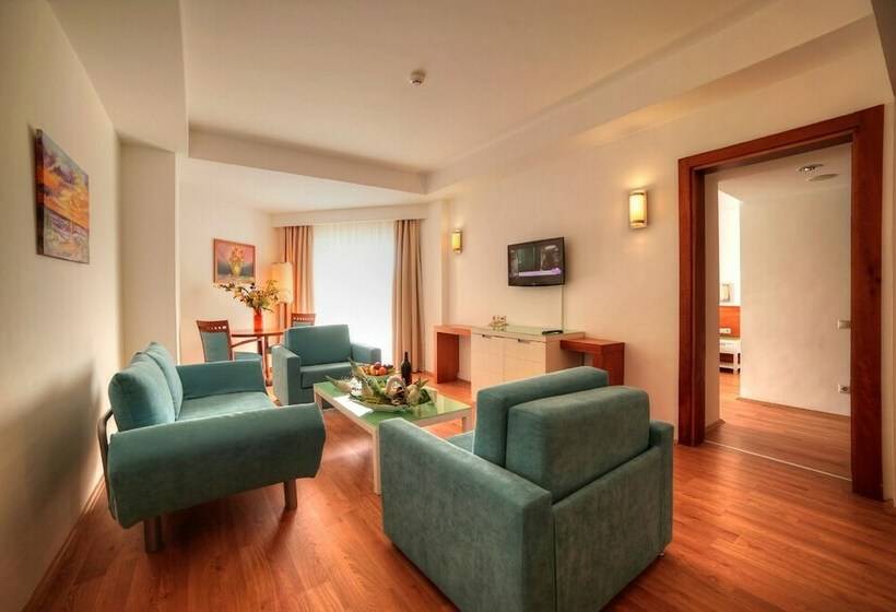 اتاق خانوادگی, Zena Resort Hotel   All Inclusive