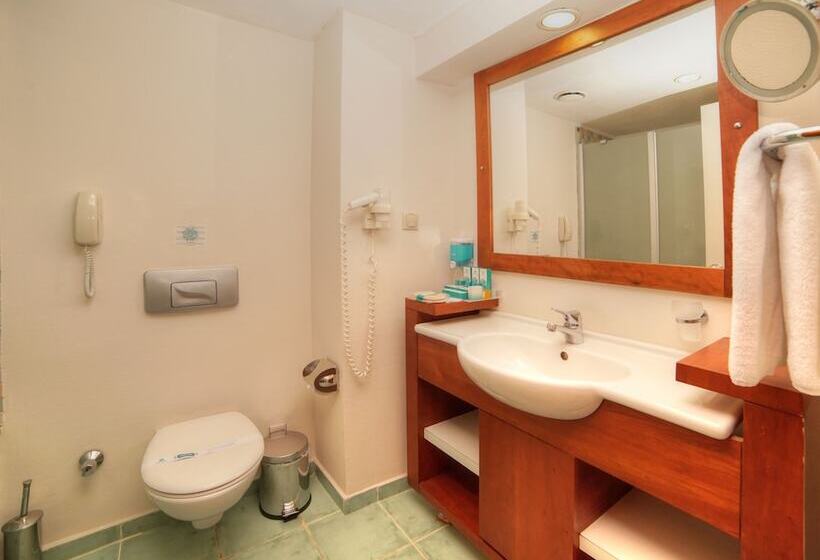 اتاق خانوادگی, Zena Resort Hotel   All Inclusive