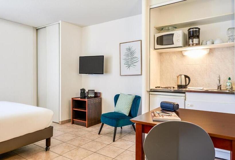 Студия Superior, Aparthotel Adagio Access Nice Garibaldi