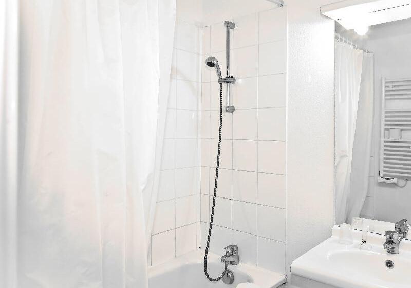 شقة غرفة واحدة, Adagio Access St Denis Pleyel Apart