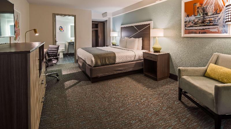 سوئیت با تخت بزرگ, Best Western Plus Daytona Inn Seabreeze