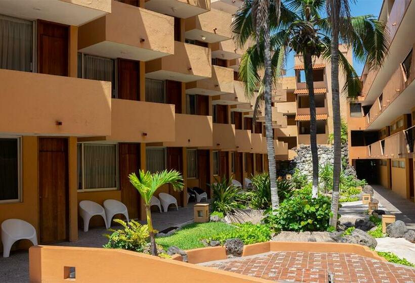 Standard Room Garden View, Costa De Oro Beach