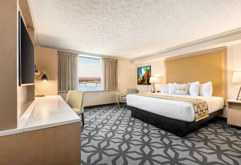 Deluxe Room Adapted for people with reduced mobility, Galt House , A Trademark Collection