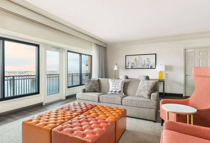 سوئیت 2 خوابه, Galt House Hotel, A Trademark Collection