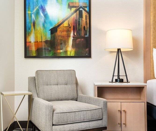 2 Bedroom Apartment with Views, Galt House Hotel, A Trademark Collection