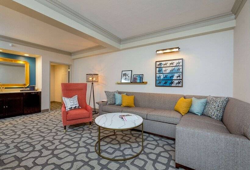 سوئیت برای معلولان, Galt House Hotel, A Trademark Collection