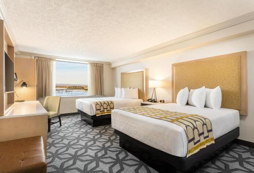 سوئیت دولوکس با چشم‌انداز, Galt House Hotel, A Trademark Collection