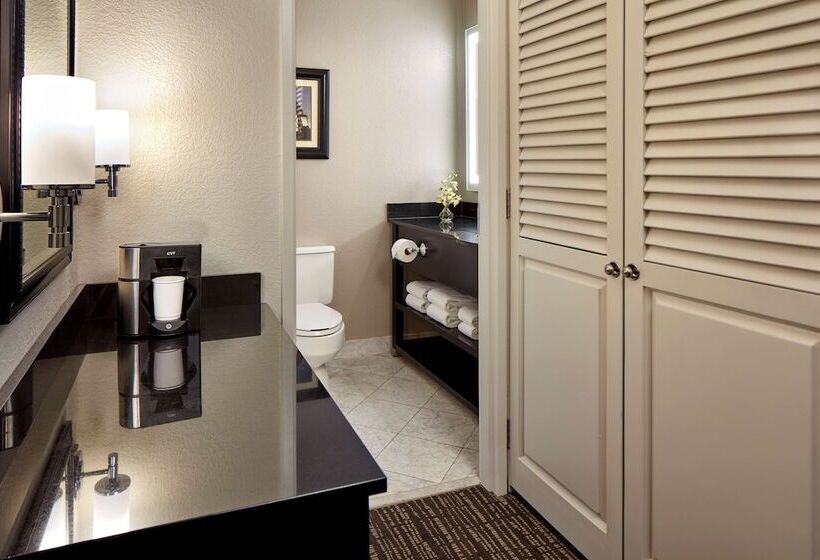 سوییت اجرایی, Hyatt Regency Tulsa Downtown