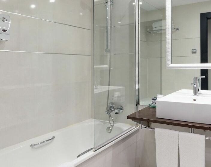 Quarto standard, Iberik  Santo Domingo