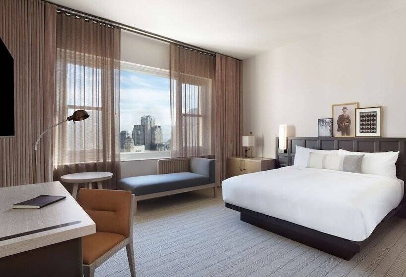 جناح جونيور, The Clift Royal Sonesta San Francisco